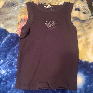 black tank top, small, aero brand, heart design